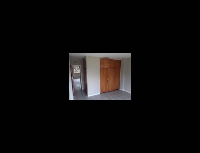 2 BEDROOM PROPERTY TO RENT IN FLORIDA